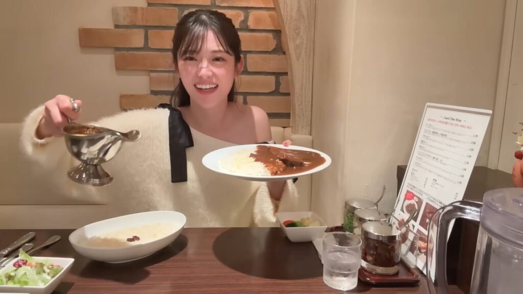 YouTubeに出演する松村沙友理
